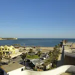 Проживание в семье Casa Oceano Портиман